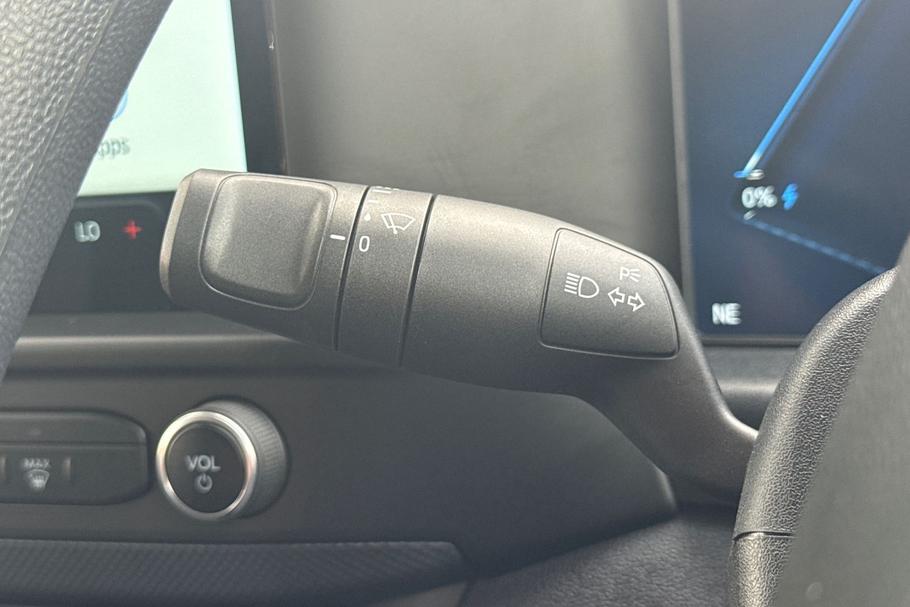 Used Ford E-TRANSIT CUSTOM HV75OYC 33