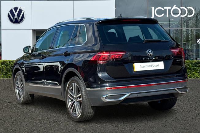 Volkswagen Tiguan Photo 3