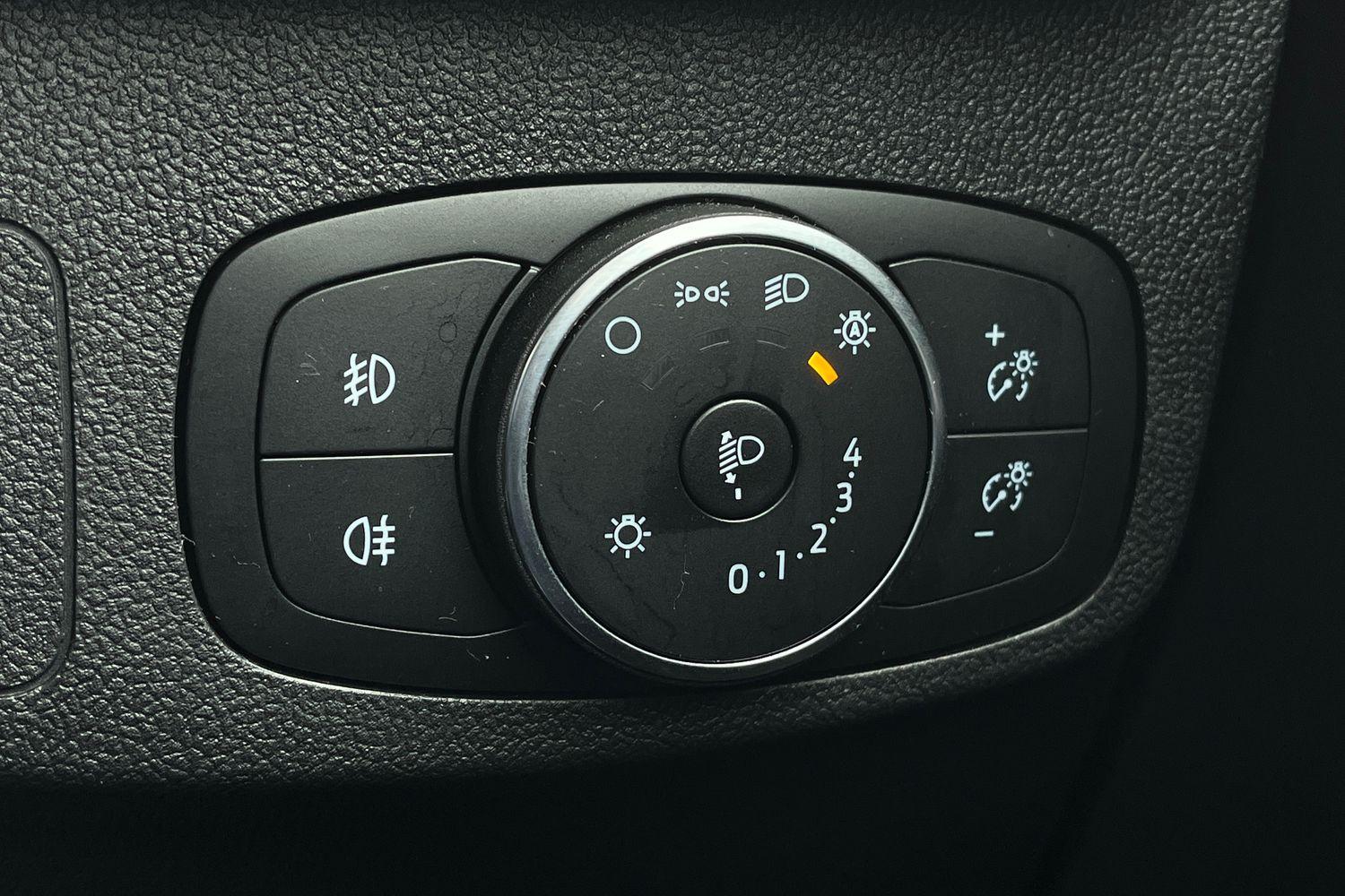 Ford Focus Photo 24