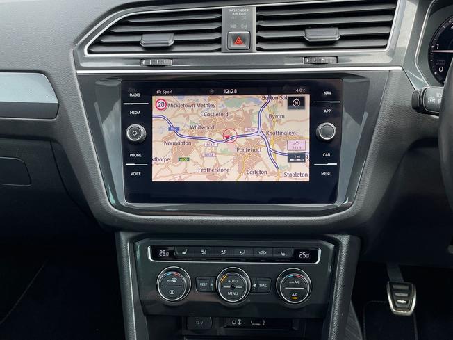 Volkswagen Tiguan Photo 14