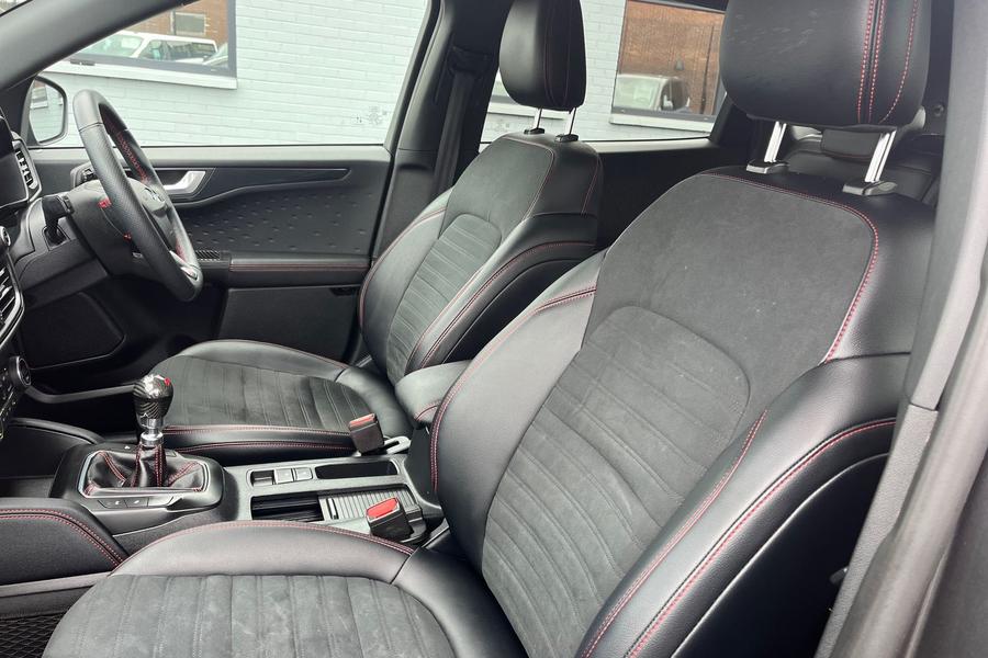 Ford KUGA Photo autoimg-6f2995031821cf3a78a8e4253b61e5403b6b914c.jpg