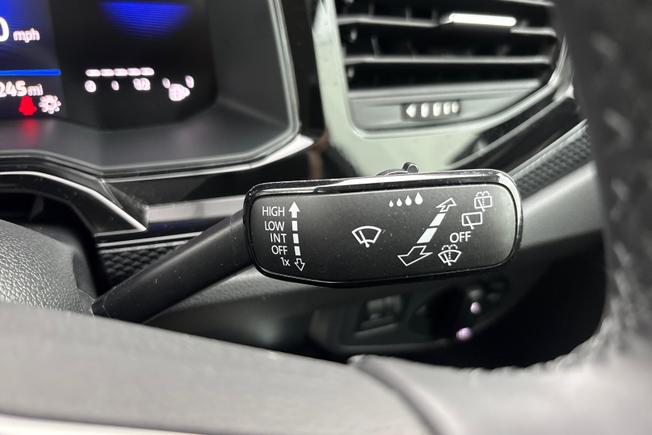 VOLKSWAGEN Polo Photo 25
