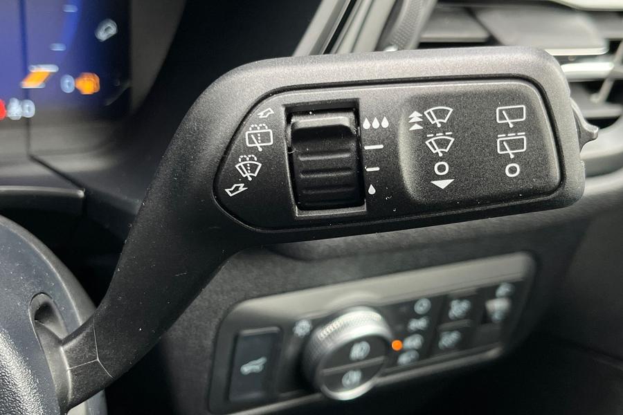 Ford Kuga Photo autoimg-6f32c622b8b6bafef14a389db427c085c992665c.jpg