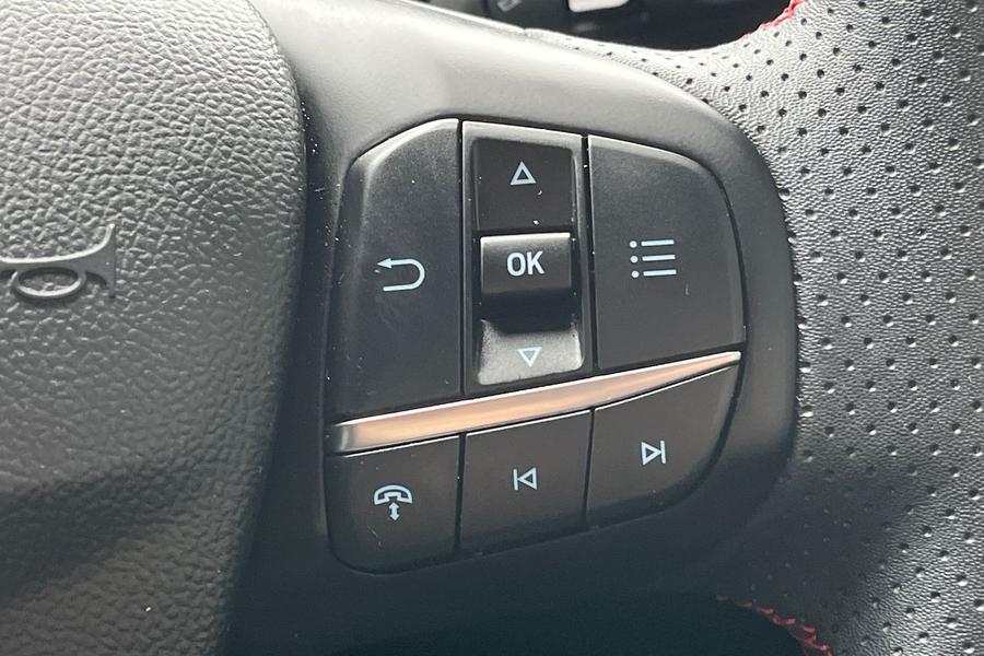 Ford KUGA Photo autoimg-6f32d92bcdcfac0c799ab749a8674b2bc16c89ae.jpg