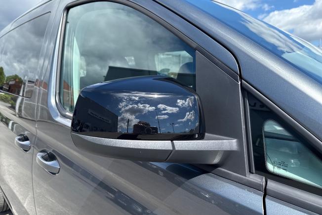 VOLKSWAGEN Caddy Maxi Photo 20