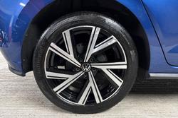 VOLKSWAGEN Polo Photo 5