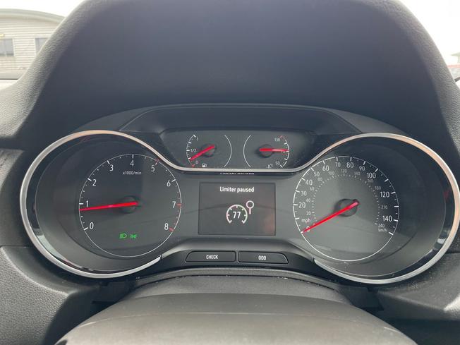 VAUXHALL Grandland X Photo 33
