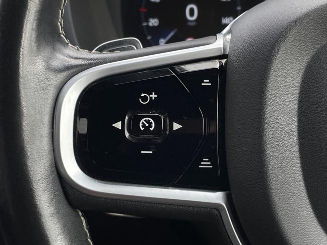 VOLVO Xc90 Photo 16