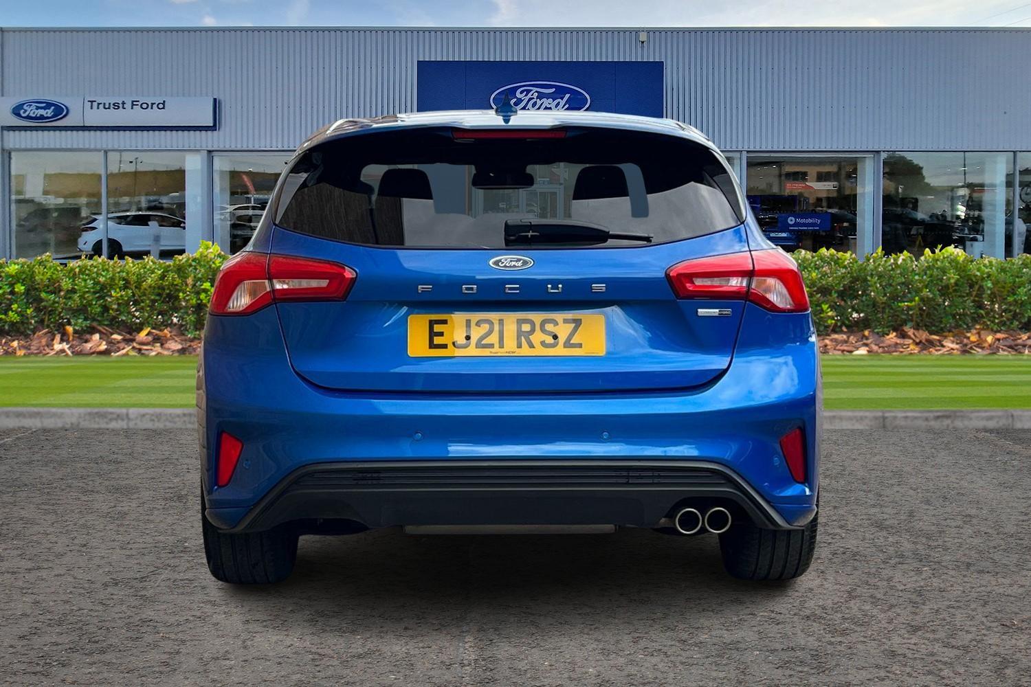 Ford FOCUS Photo 6