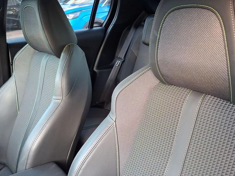 Used Peugeot 208 NV72LJX 35