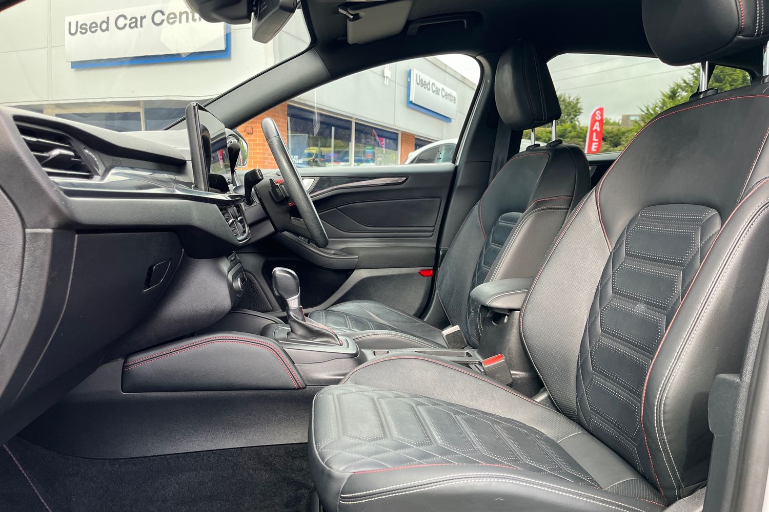 Ford FOCUS Photo 18