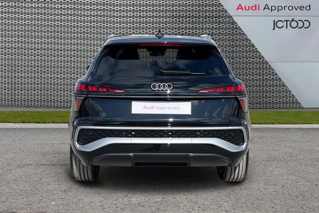 AUDI Q3 Photo 7