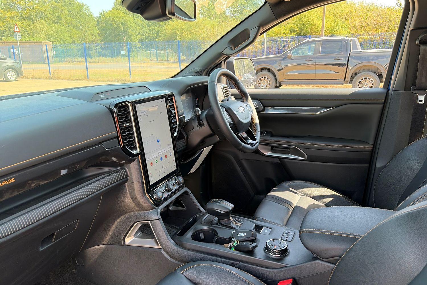 Ford RANGER Photo 2