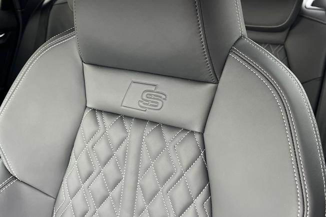AUDI  S3 Saloon Photo 43