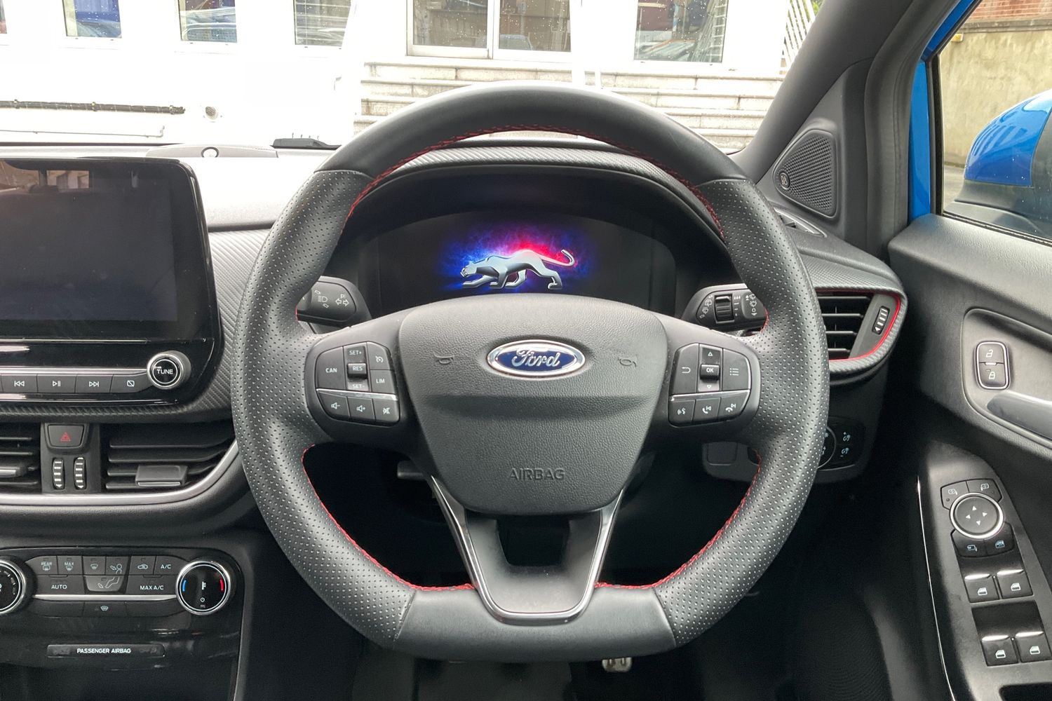 Ford PUMA Photo 11