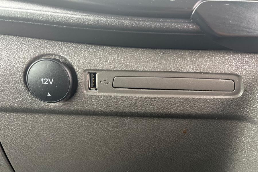 Ford TRANSIT CUSTOM Photo autoimg-6f53d73974a59b58d3f443ea1f11e1bda47914f8.jpg