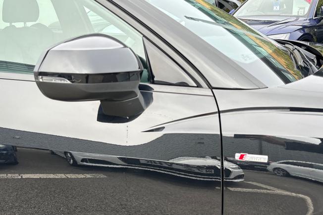 Audi Q3 Photo 21