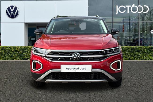 Volkswagen T-Roc Photo 8