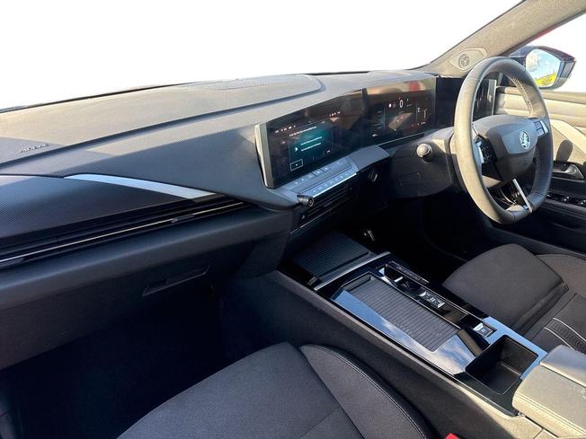 VAUXHALL Astra Photo 2