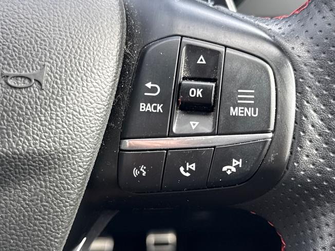 FORD Kuga Photo 17