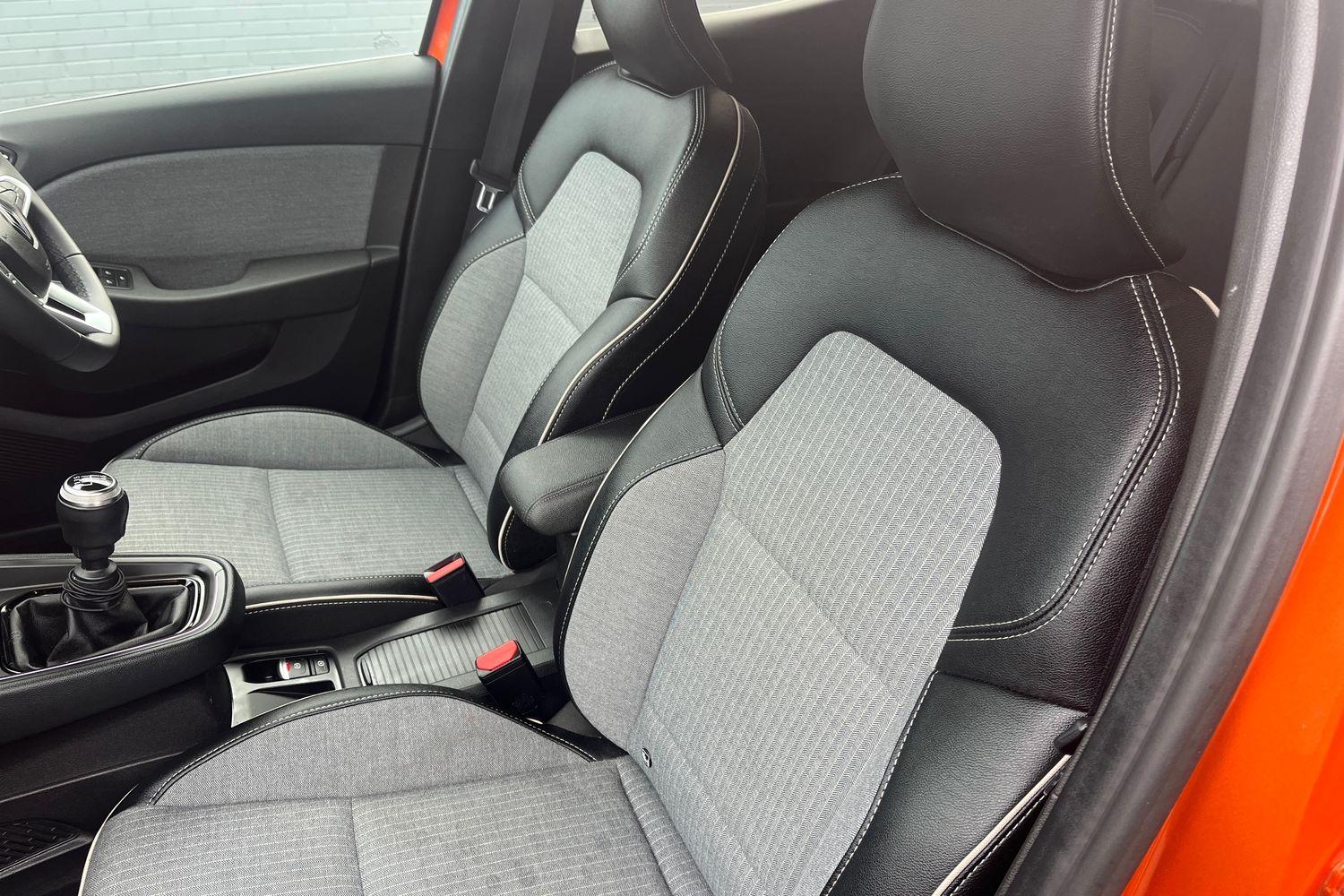 Renault CLIO Photo 18