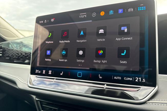 VOLKSWAGEN Passat Photo 33