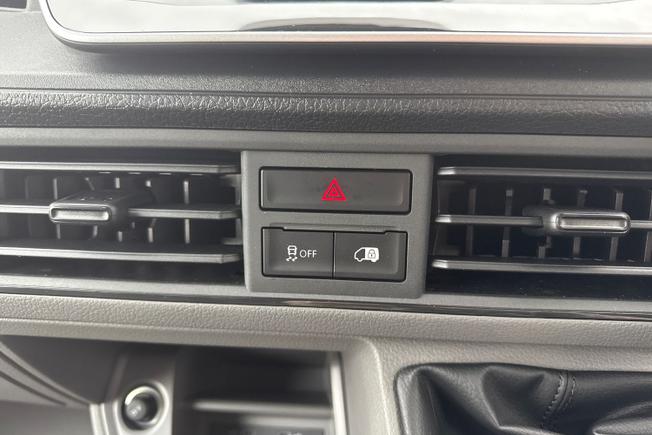 VOLKSWAGEN Crafter Photo 37