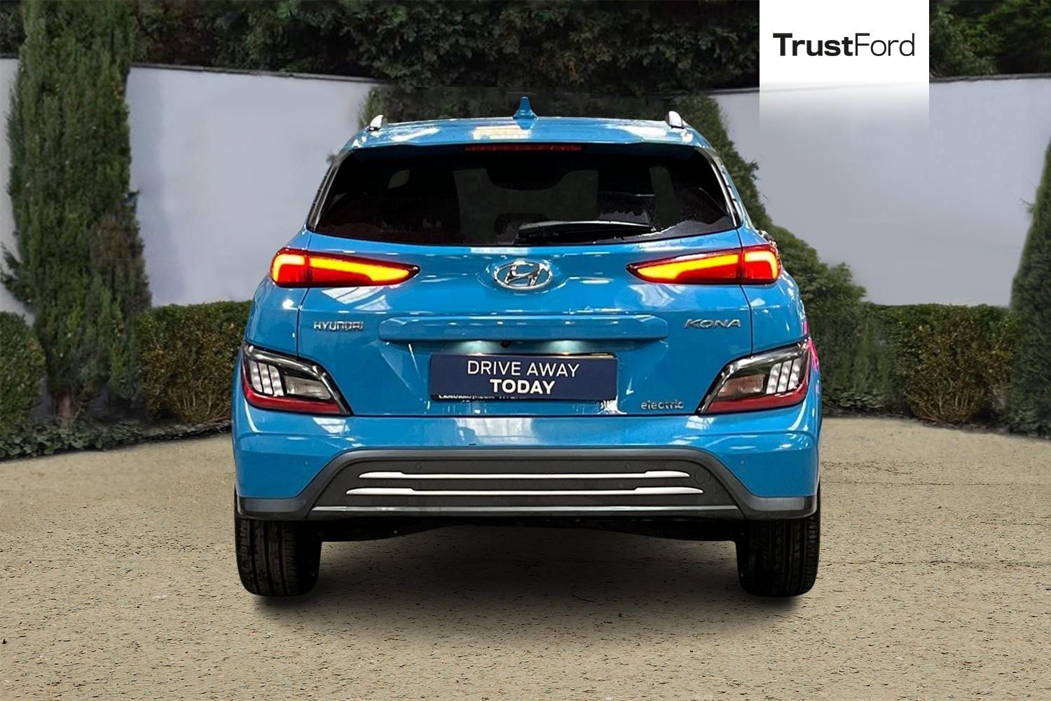 Hyundai KONA Photo 6