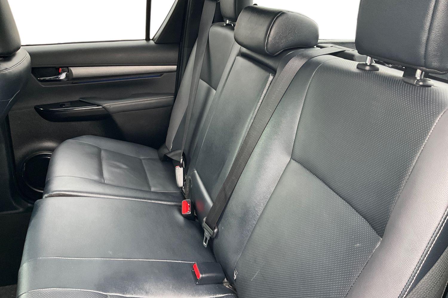 Toyota Hilux Photo 10