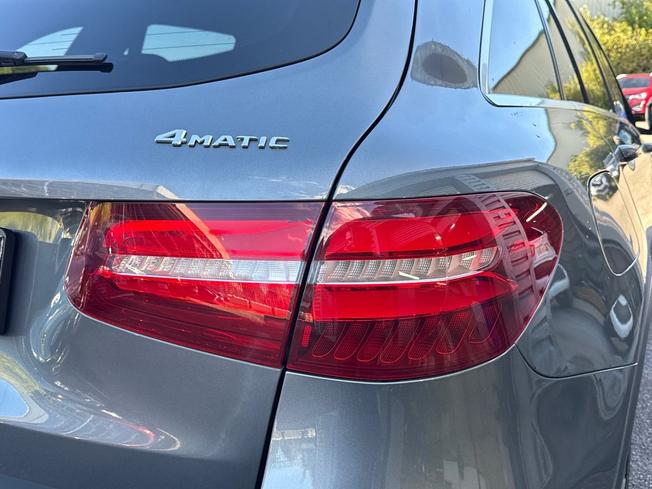 MERCEDES-BENZ Glc Photo 18