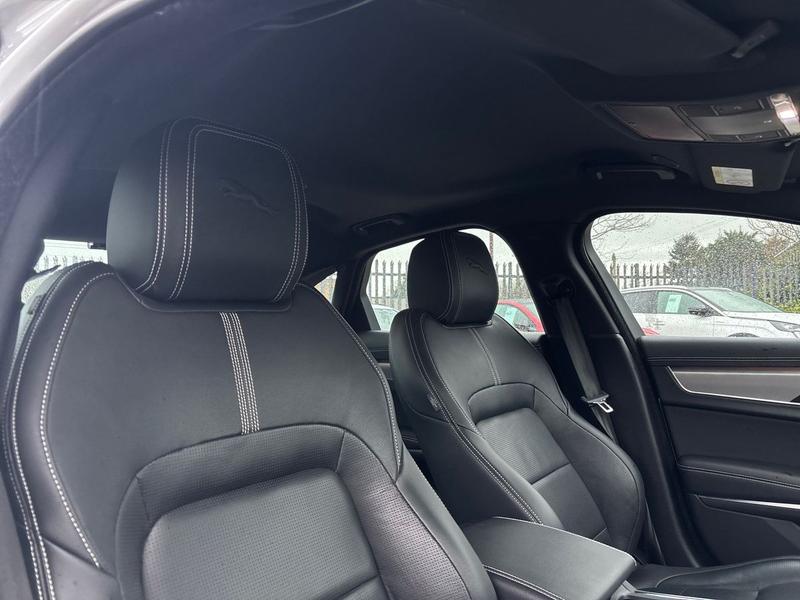 Used Jaguar XF YK21ZHJ 34