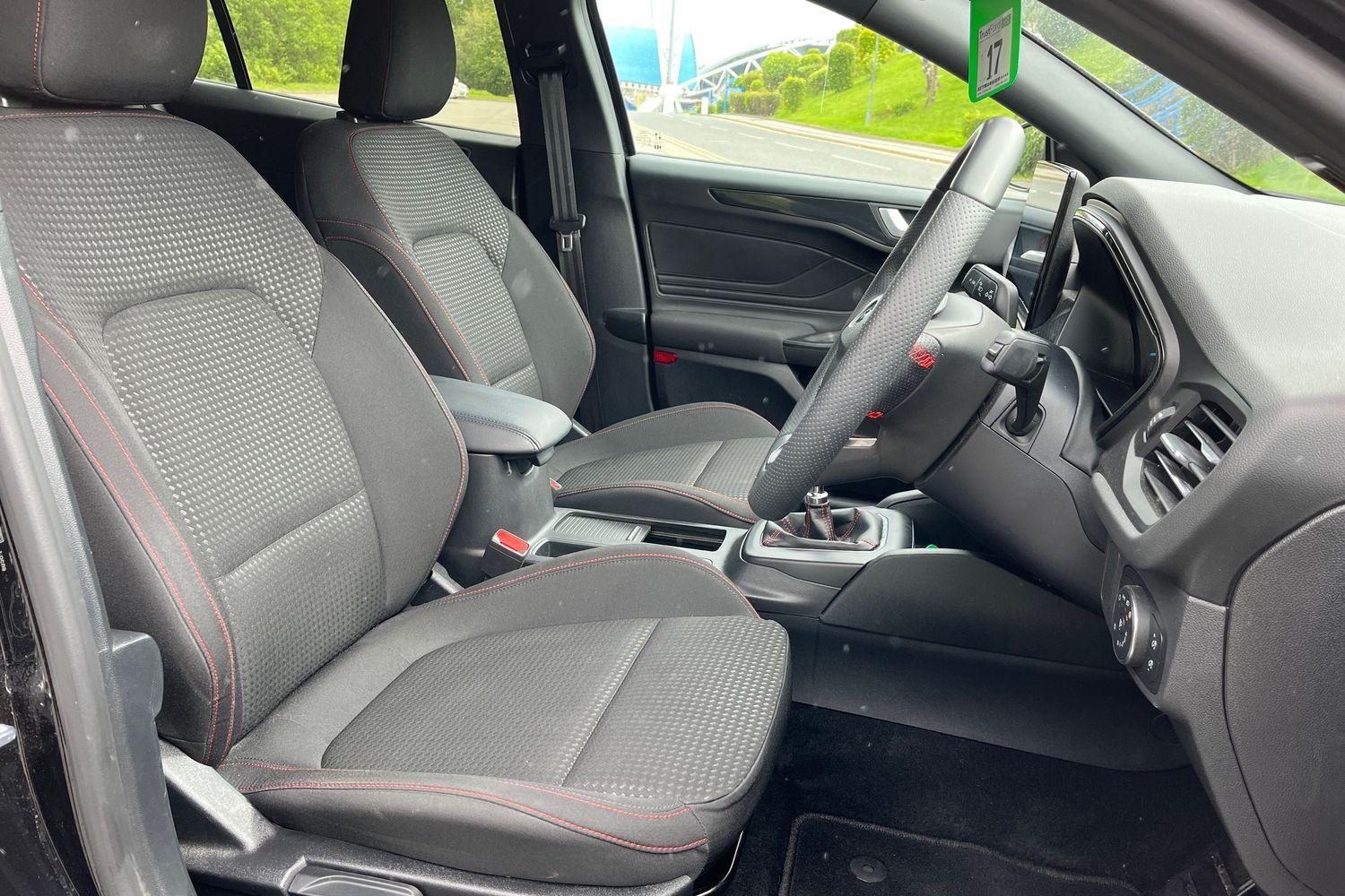 Ford Focus Photo 16