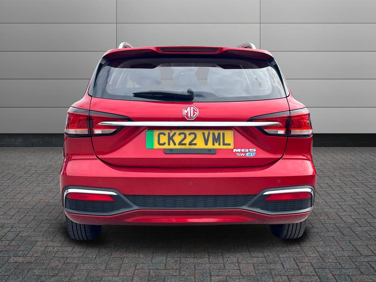 MG MG5 Photo 6