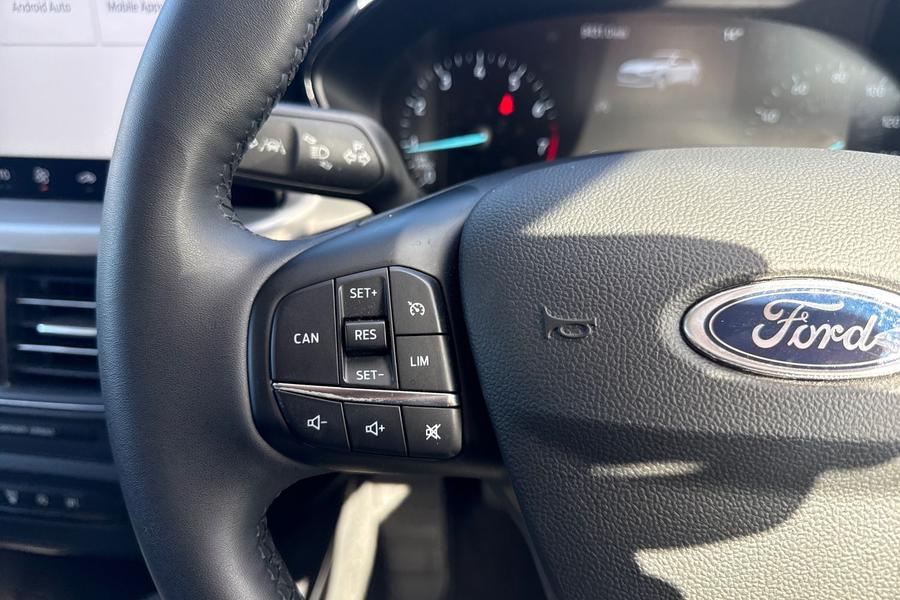 Ford FOCUS Photo autoimg-6f73755e2b5a6791696dc0bfd380d5d4780e602f.jpg