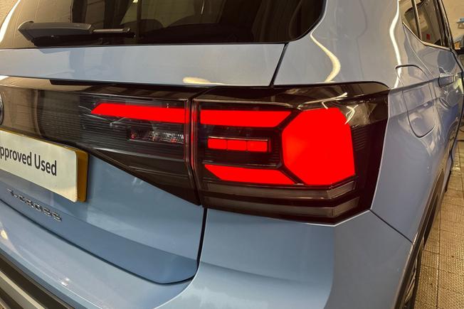 VOLKSWAGEN T-Cross Photo 18
