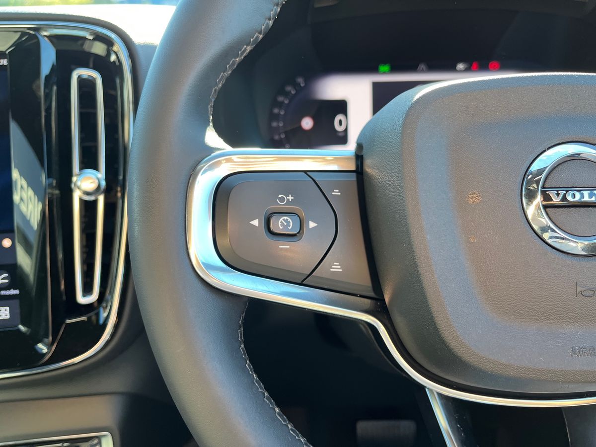 Volvo XC40 Photo 15