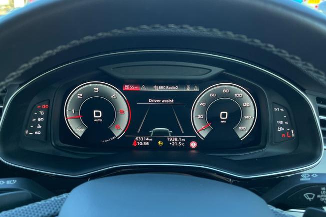 AUDI Q7 Photo 15