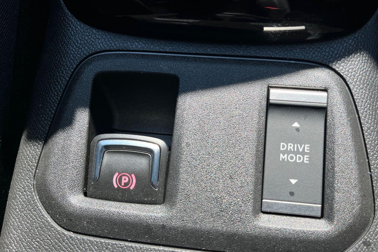 Vauxhall CORSA Photo 33
