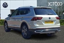 VOLKSWAGEN Tiguan Allspace Photo 3