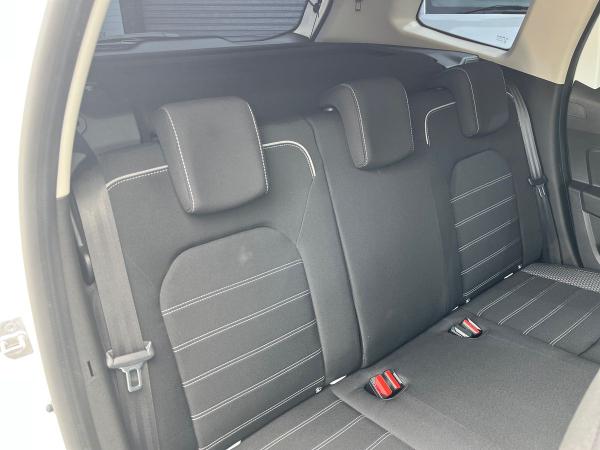 Dacia Duster Photo autoimg-6f78e420ea708ea398a6d0f3758e6111b00f37fc.jpg