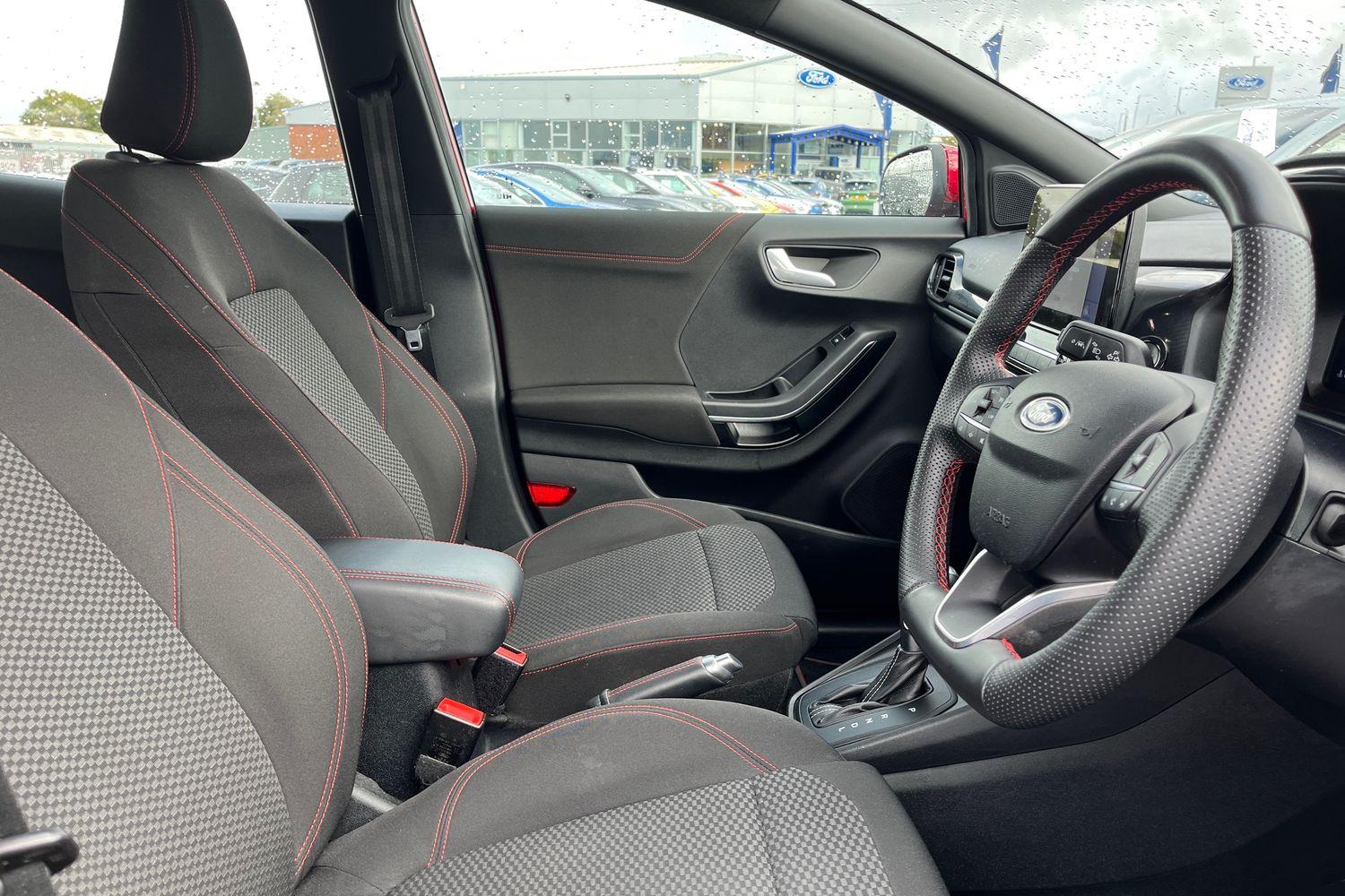 Ford PUMA Photo 16