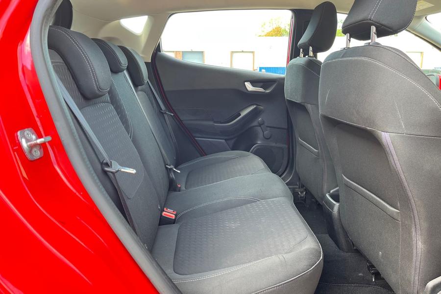 Ford Fiesta Photo autoimg-6f855259e1c895b5d23ba0ed5054a8590538acb3.jpg