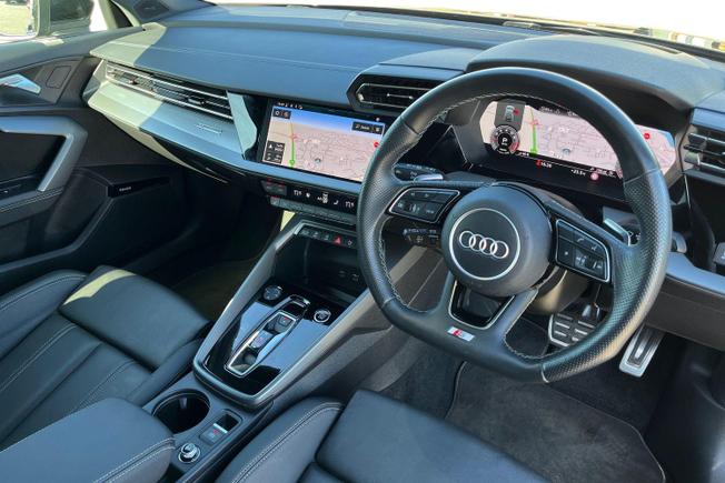 AUDI A3 Photo 6