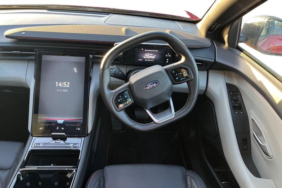 Ford Explorer Photo autoimg-6f8925bdf2c763560a4c419030b5c36bea6cca97.jpg