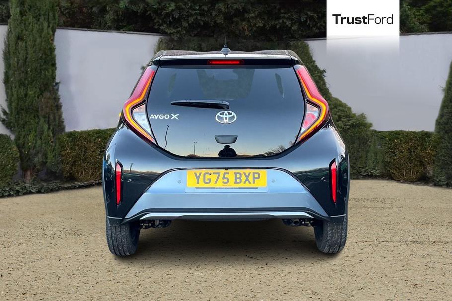 Used Toyota Aygo X 7
