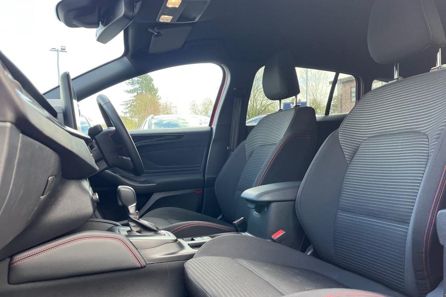 Ford Focus Photo autoimg-6f8b95eb93ce58424b80229f8d403f23d92b595b.jpg