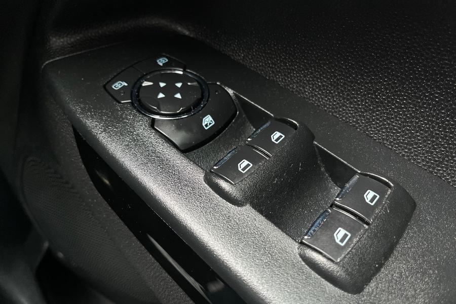 Ford EcoSport Photo autoimg-6f8bc659c86ff1e47669d322710134a5bffc4c0c.jpg