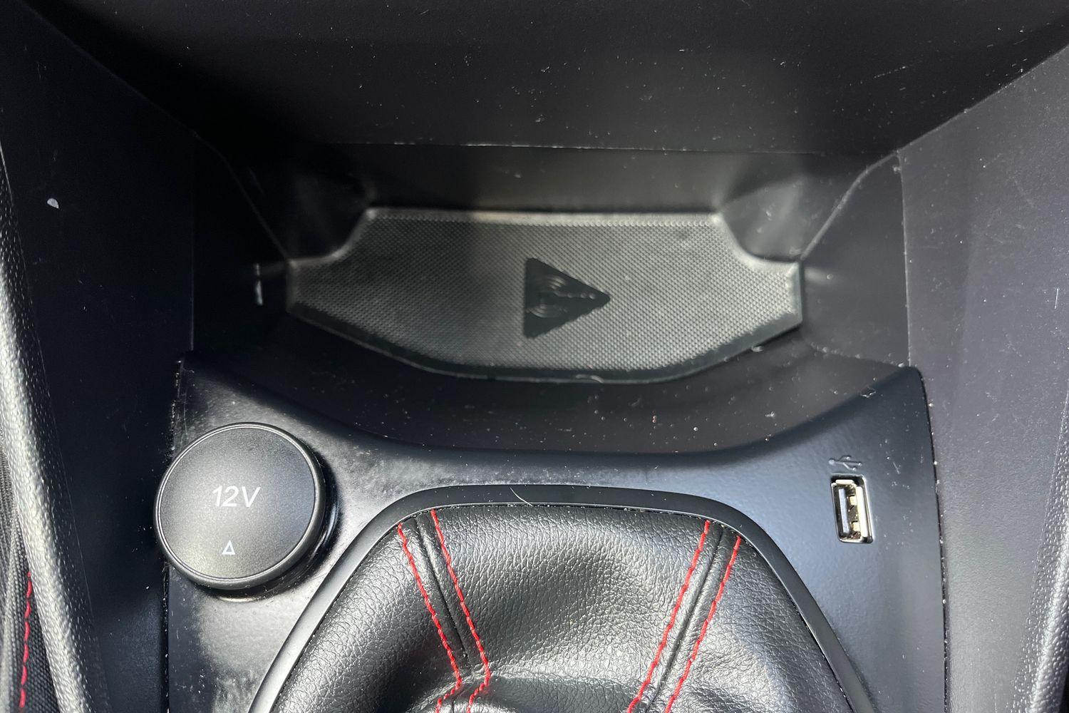 Ford FIESTA Photo 36