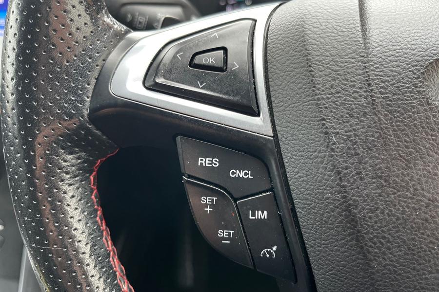 Ford S-Max Photo autoimg-6f8f4fe9bef0633b9965b60e3077da7053171ab4.jpg