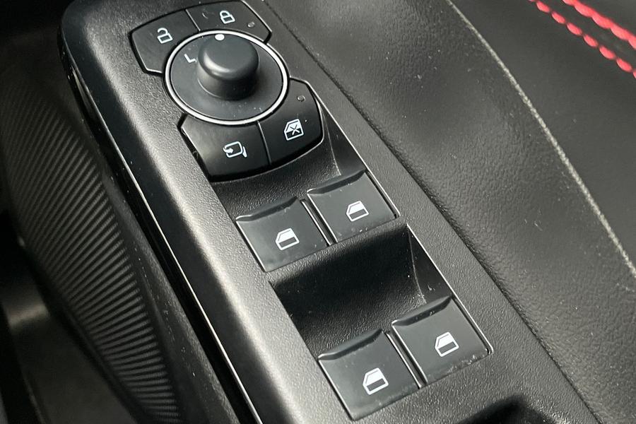 Ford PUMA Photo autoimg-6f9ad5e784fece0bd34a6766b166957b245a011b.jpg